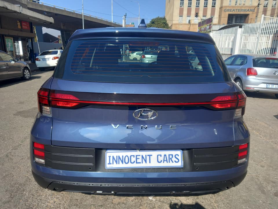 2023 HYUNDAI VENUE 1.2 PETROL ENGINE, PETROL, MANUAL, 5000KM, BLUE COLOR