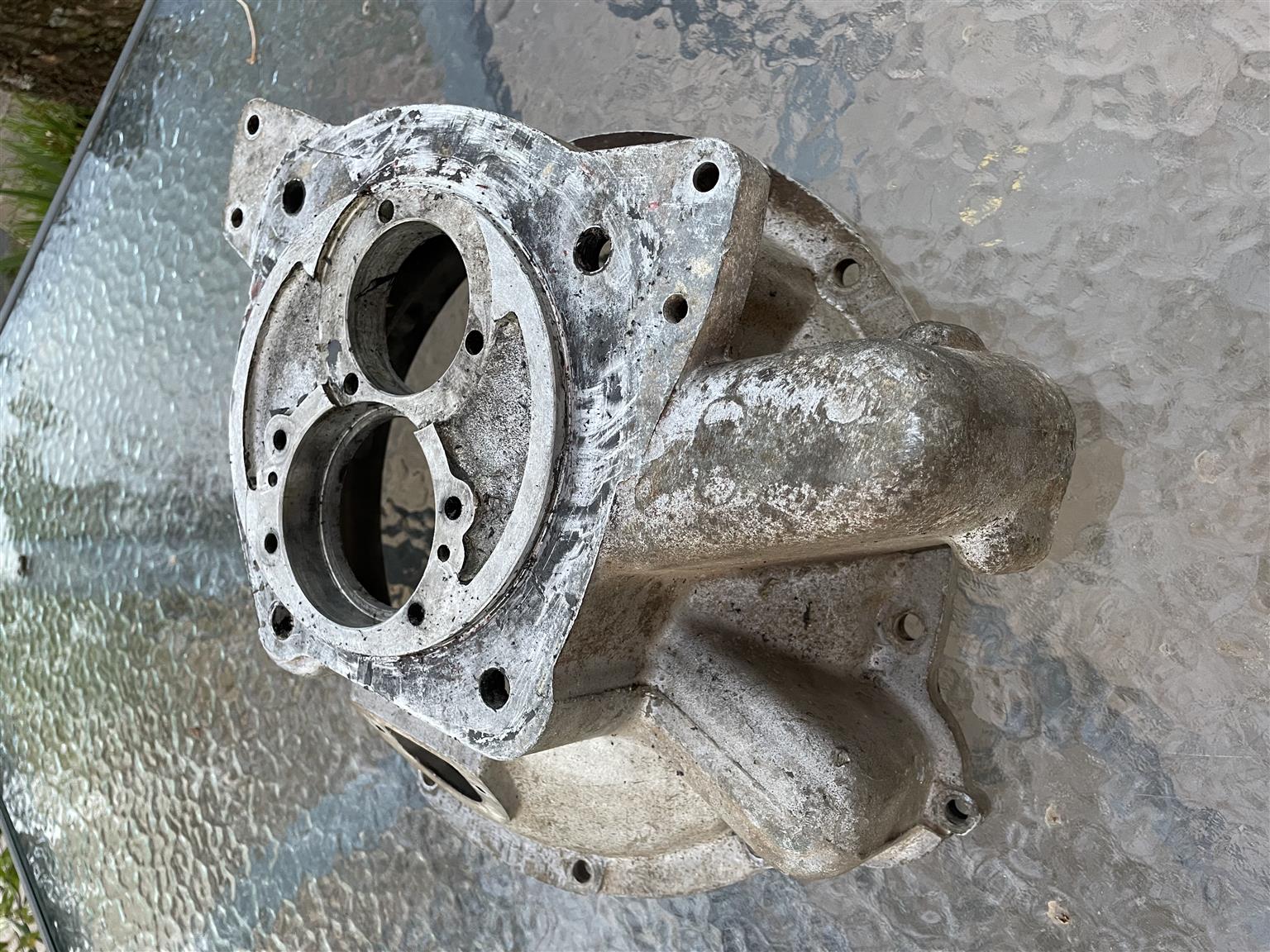 Land rover 6 cylinder petrol Bell Housing - Private Seller