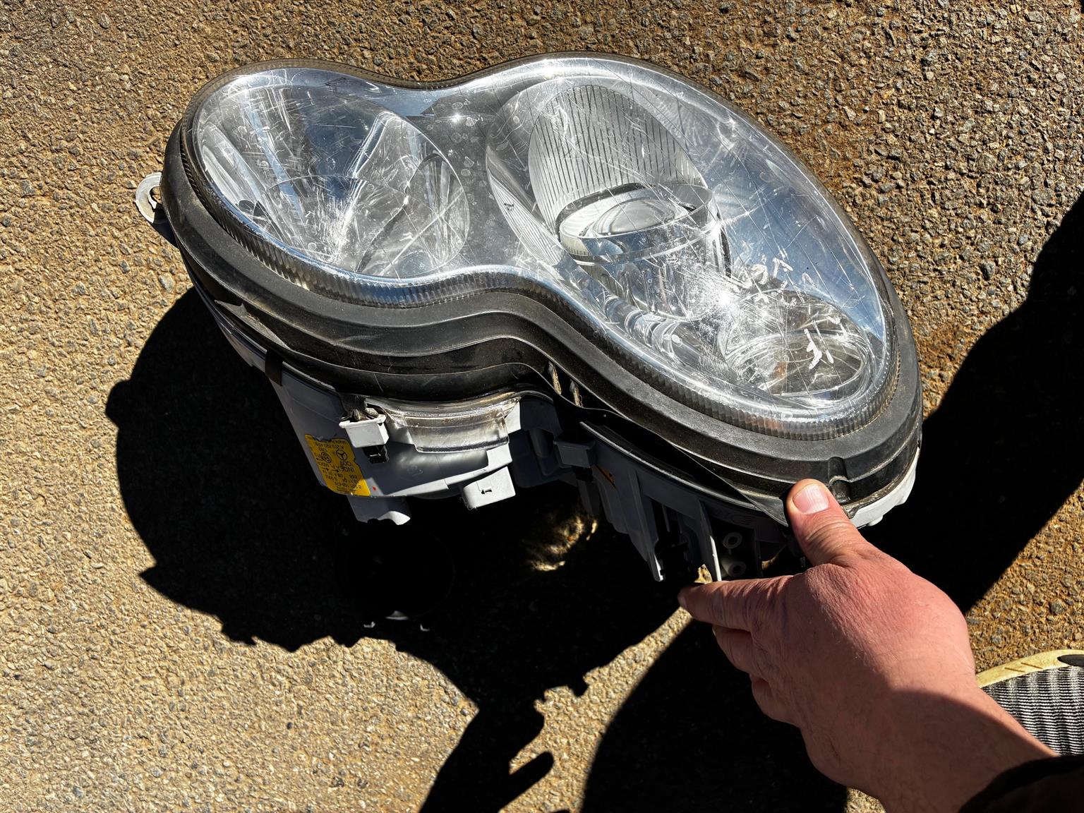 Mercedes Benz Head Light - Private Seller Mercedes Benz Head Light - Private Seller