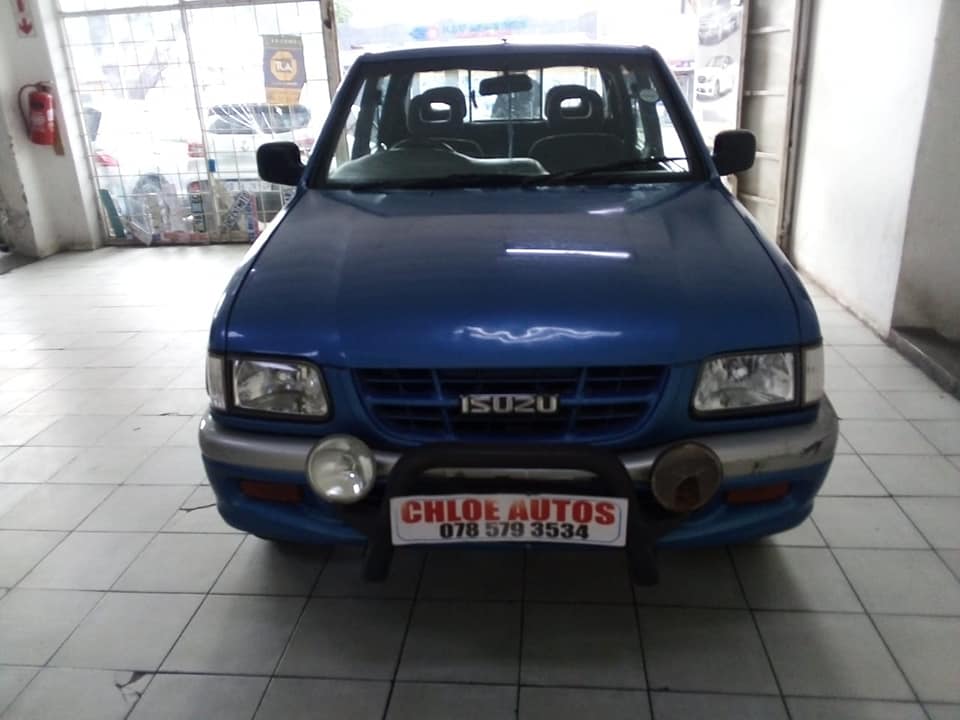 2001 ISUZU KB280 DTEG LX DOUBLE CAB 4X2 MANUAL DIESEL BLUE,