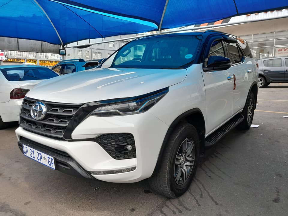 2020 TOYOTA FORTUNER 2.4GD6 AUTOMATIC