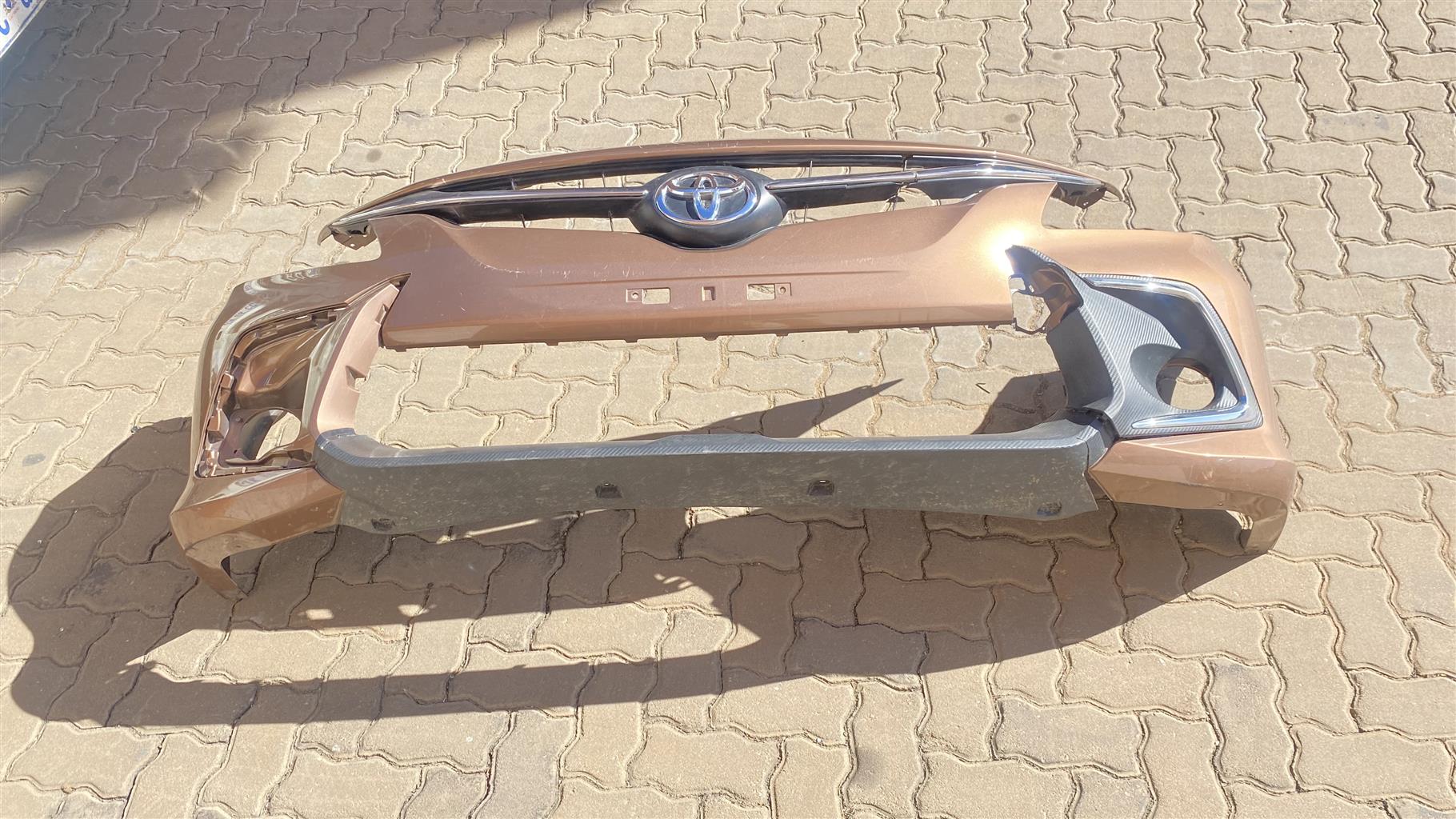 Toyota starlet front bumper