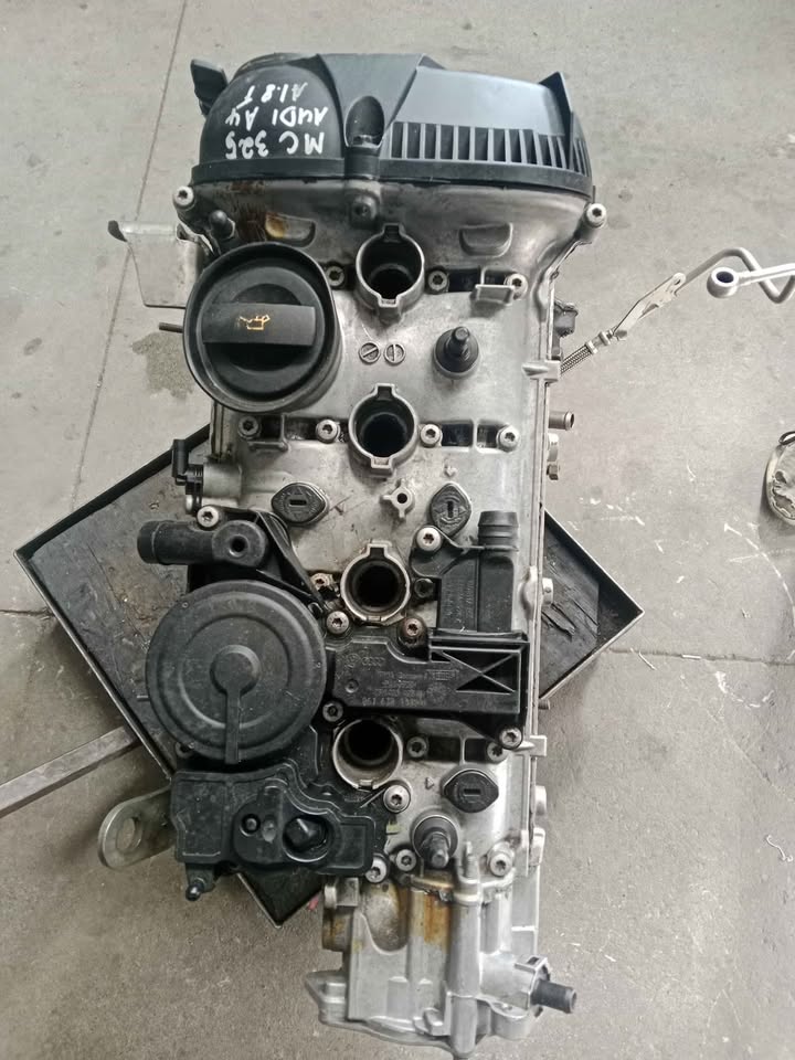 Vw CDH 1.8T Engine - Head block and sump - Private Seller Vw CDH 1.8T Engine - Head block and sump - Private Seller