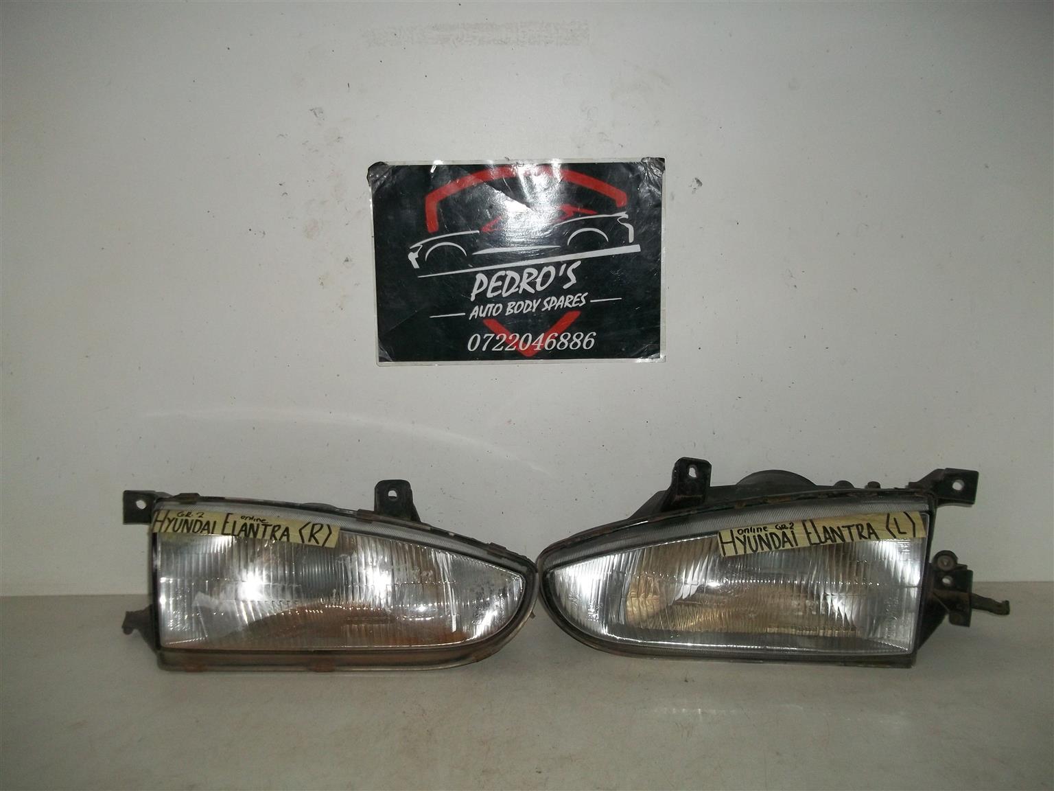 Hyundai Elantra '91-'95 L&R headlights (Pair) - Private Seller Hyundai Elantra '91-'95 L&R headlights (Pair) - Private Seller