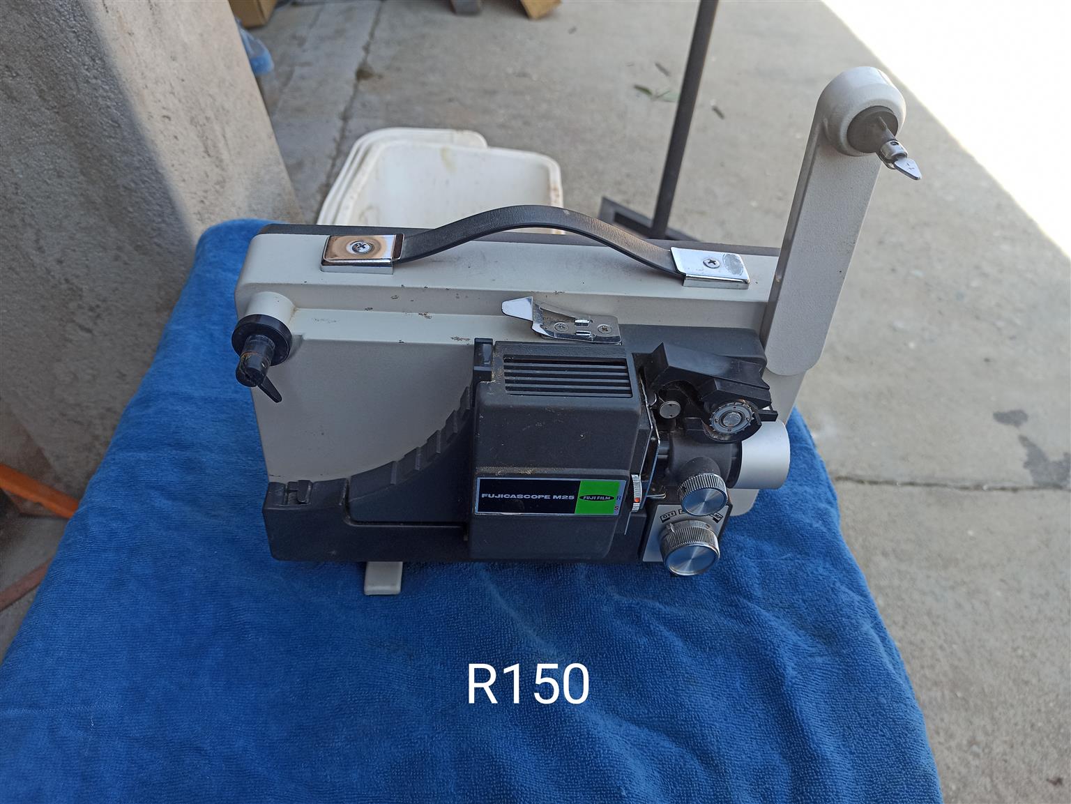 3 x Old 8mm reel to reel projectors. Unsure of condition.