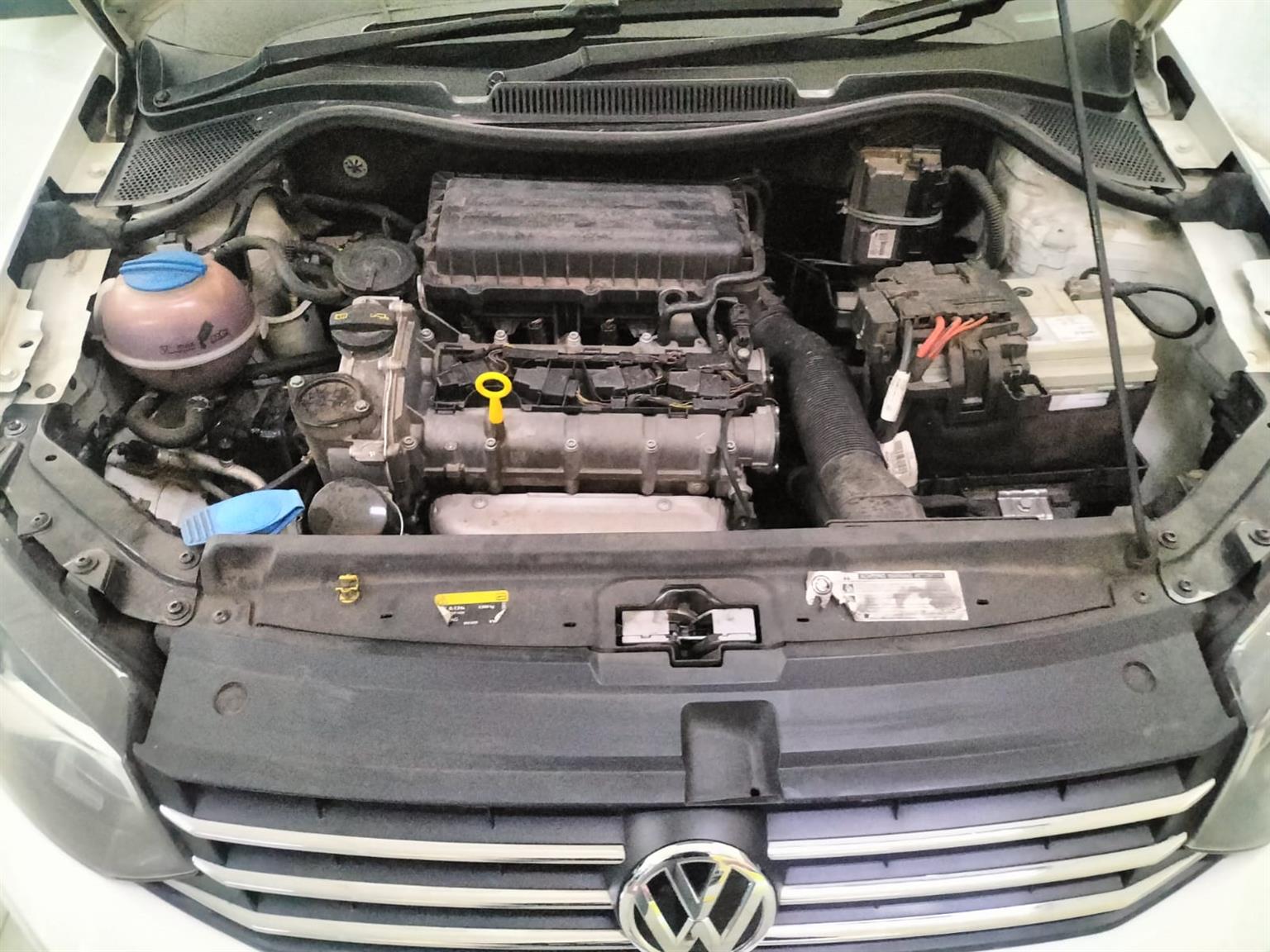 2019 VW POLO 6 1.6 SEDAN MANUAL WHITE PETROL71000KM