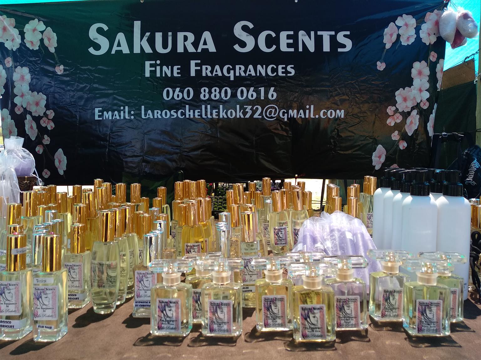 Perfumes and pure oils