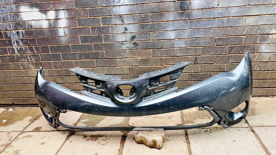 Toyota RAV4 bumper 2013/15 - Private Seller Toyota RAV4 bumper 2013/15 - Private Seller
