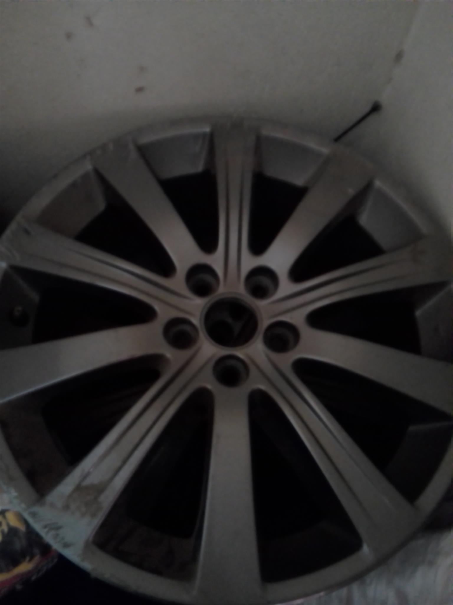 Mag wheels - Private Seller Mag wheels - Private Seller