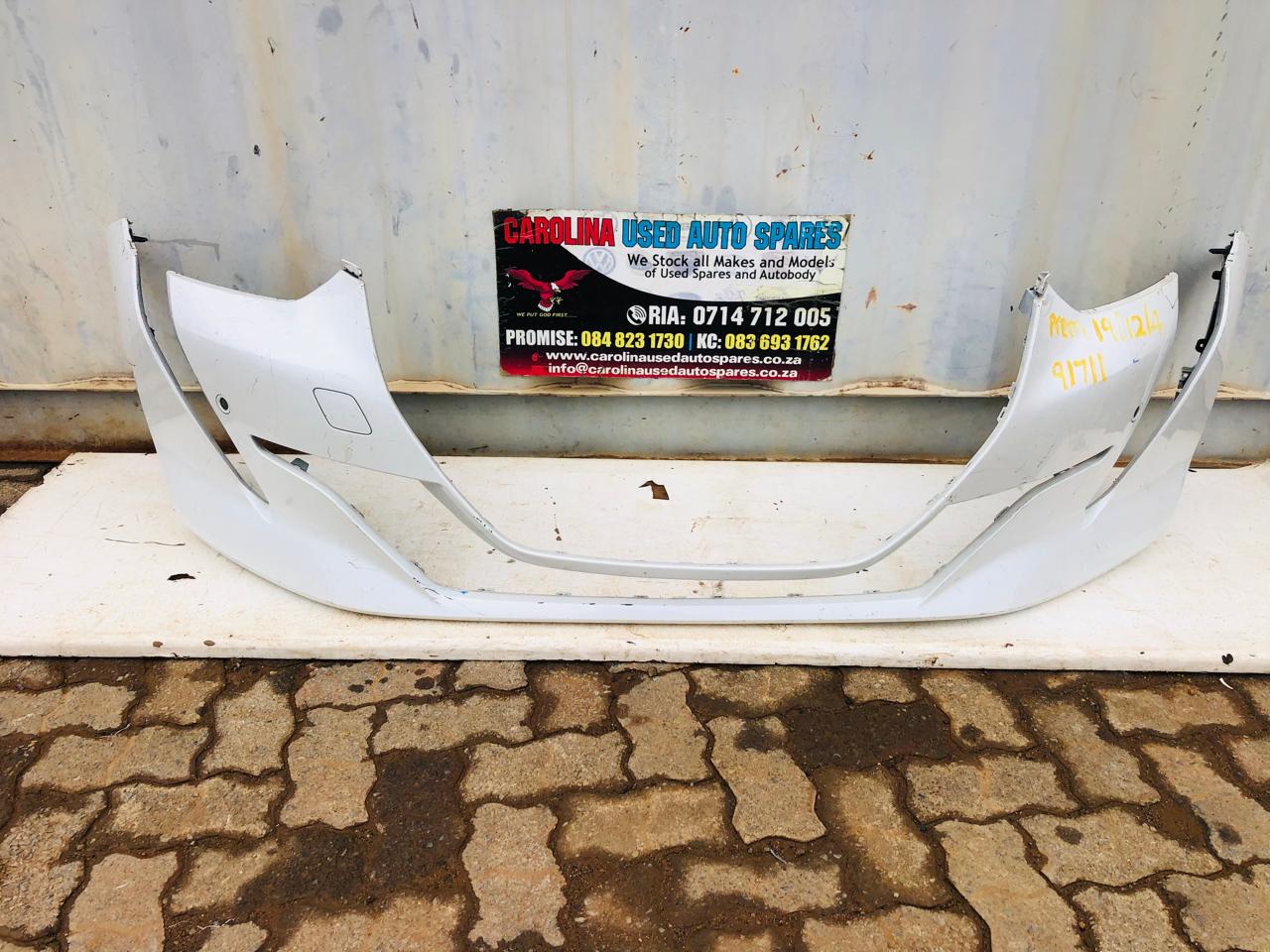 Peugeot 208 GT Sport front bumper with PDC holes - Private Seller