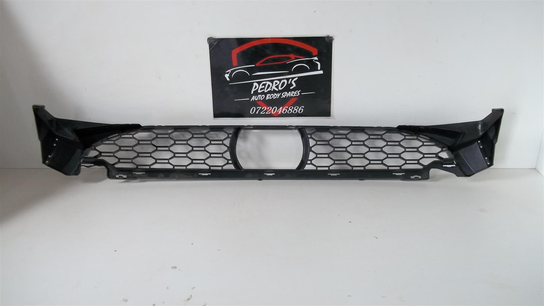 BMW X7 (G07) front bumper grille - Private Seller BMW X7 (G07) front bumper grille - Private Seller