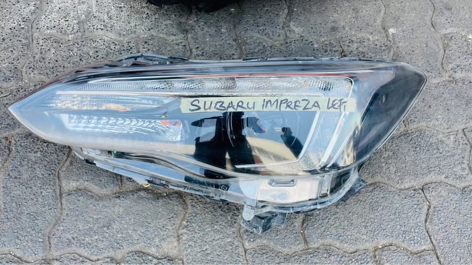 Subaru Impreza headlight 2017/23 - Private Seller