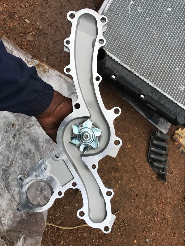 Lexus ES350 Water Pump - Private Seller Lexus ES350 Water Pump - Private Seller