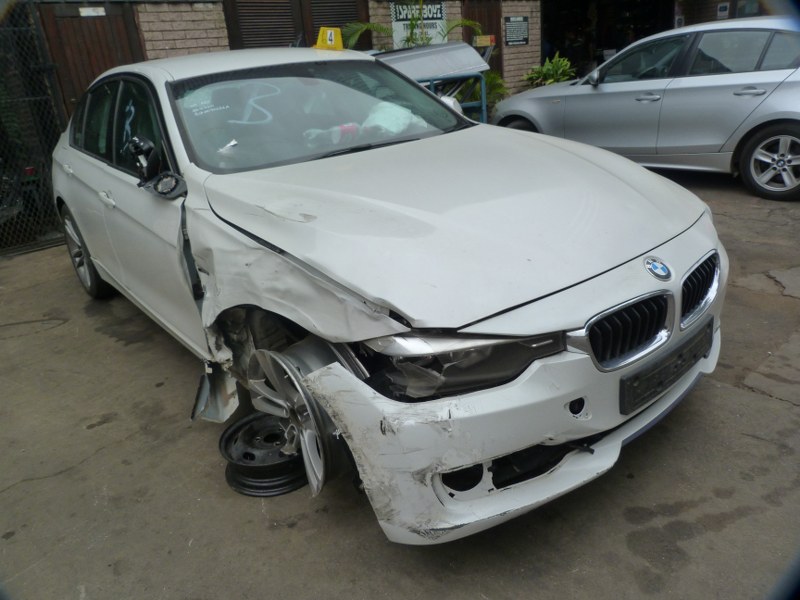 BMW 320i F30 Manual White - 2012 STRIPPING FOR PARTS - Private Seller BMW 320i F30 Manual White - 2012 STRIPPING FOR PARTS - Private Seller