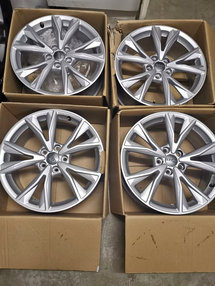 18" new Audi mags,Q2, Q3, A3, A4, VW Golf, VW Caddy etc.set with nuts & lock nuts R6700. - Private Seller 18" new Audi mags,Q2, Q3, A3, A4, VW Golf, VW Caddy etc.set with nuts & lock nuts R6700. - Private Seller