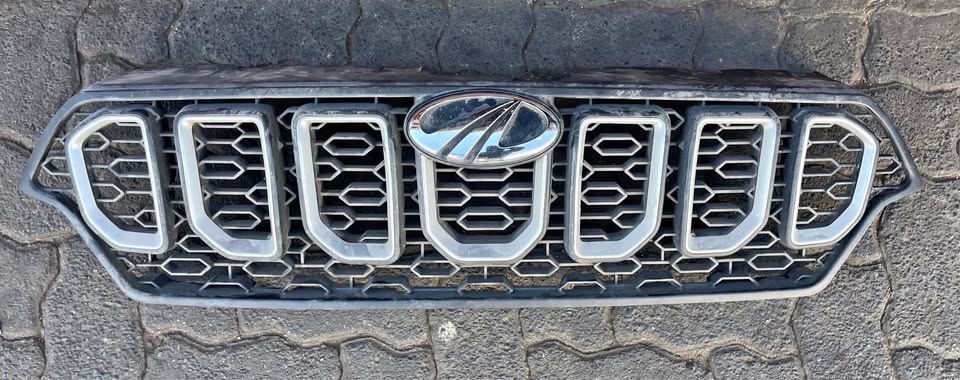 Mahindra Scorpio-N SUV S11 grill - Private Seller Mahindra Scorpio-N SUV S11 grill - Private Seller