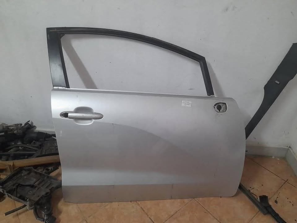 KIA RIO DRIVER DOOR - Private Seller KIA RIO DRIVER DOOR - Private Seller