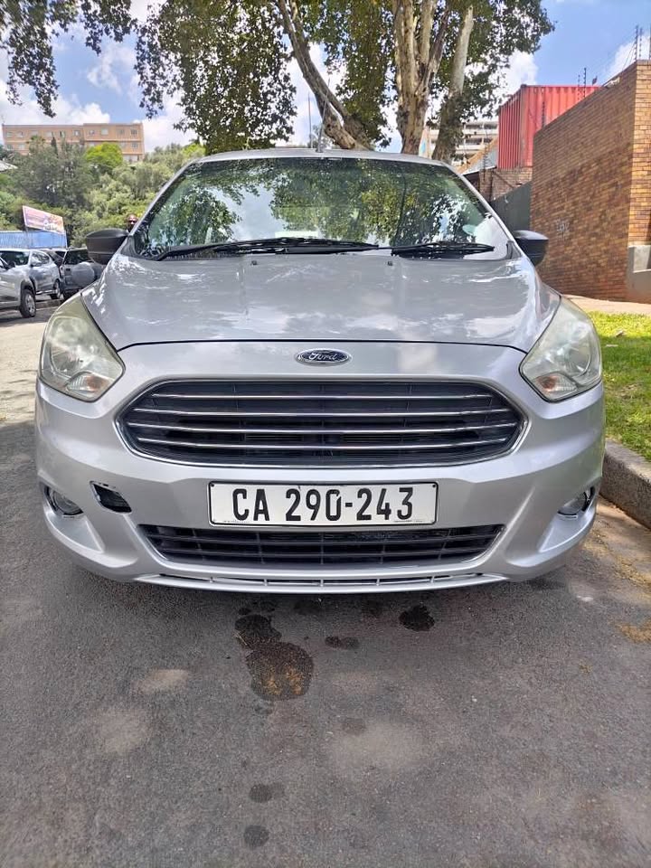 2016 Ford figo 1.4 hatchback