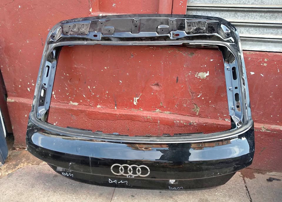 Audi A3 S3 tailgate - Private Seller Audi A3 S3 tailgate - Private Seller