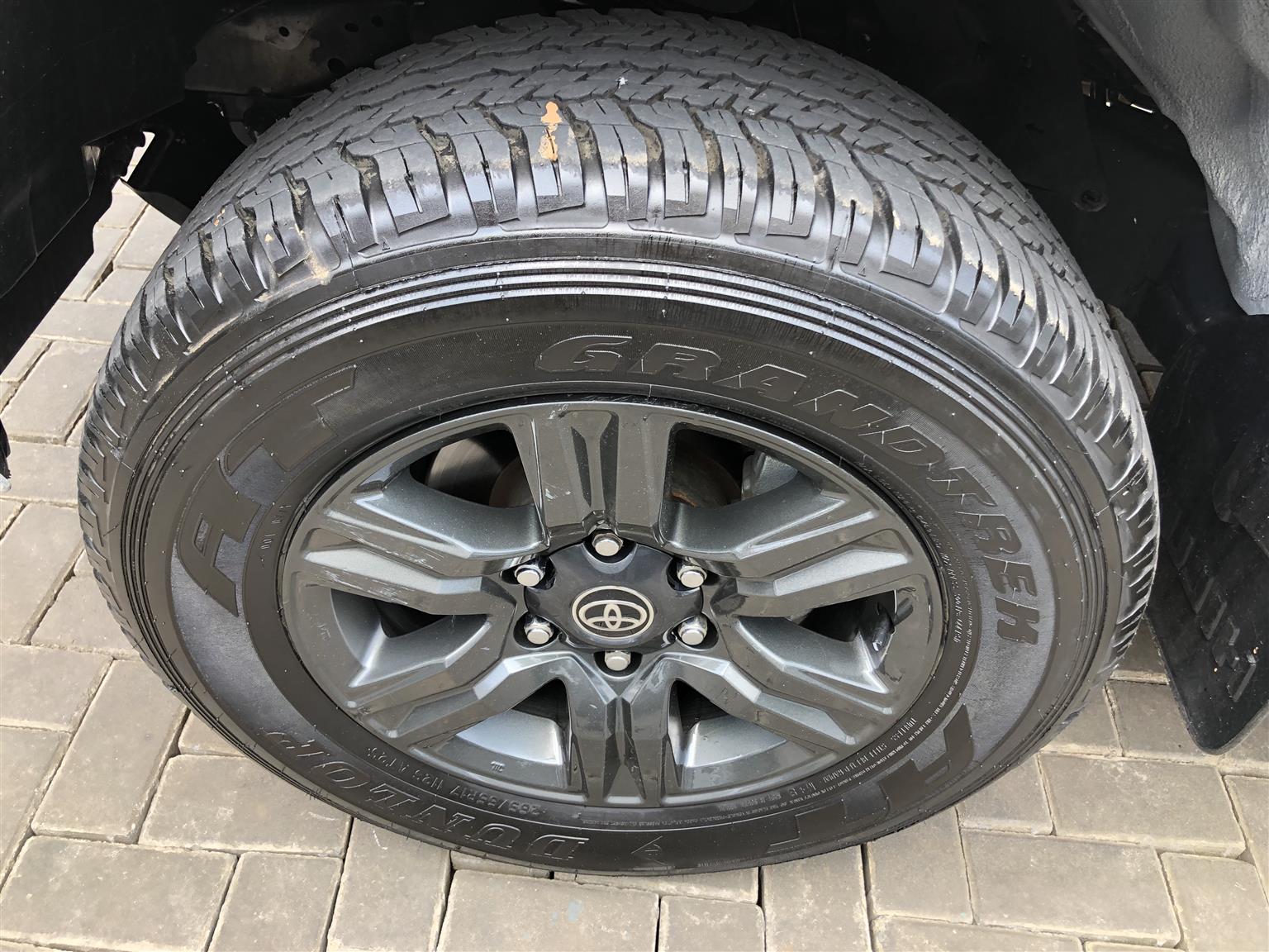 Used 2024 Toyota Hilux 2.4GD-6 single cab 4x4 Raider manual - Private Seller Used 2024 Toyota Hilux 2.4GD-6 single cab 4x4 Raider manual - Private Seller