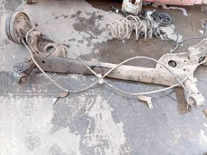 NISSAN ALMERA BACK SUSPENSION - Private Seller NISSAN ALMERA BACK SUSPENSION - Private Seller