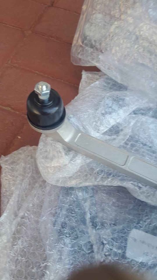 NISSAN NP200 WIPER MOTOR LINKAGES. BRAND NEW. - Private Seller