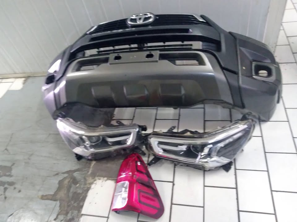 Toyota Hilux GD-6 legend front set for Sale - Private Seller Toyota Hilux GD-6 legend front set for Sale - Private Seller