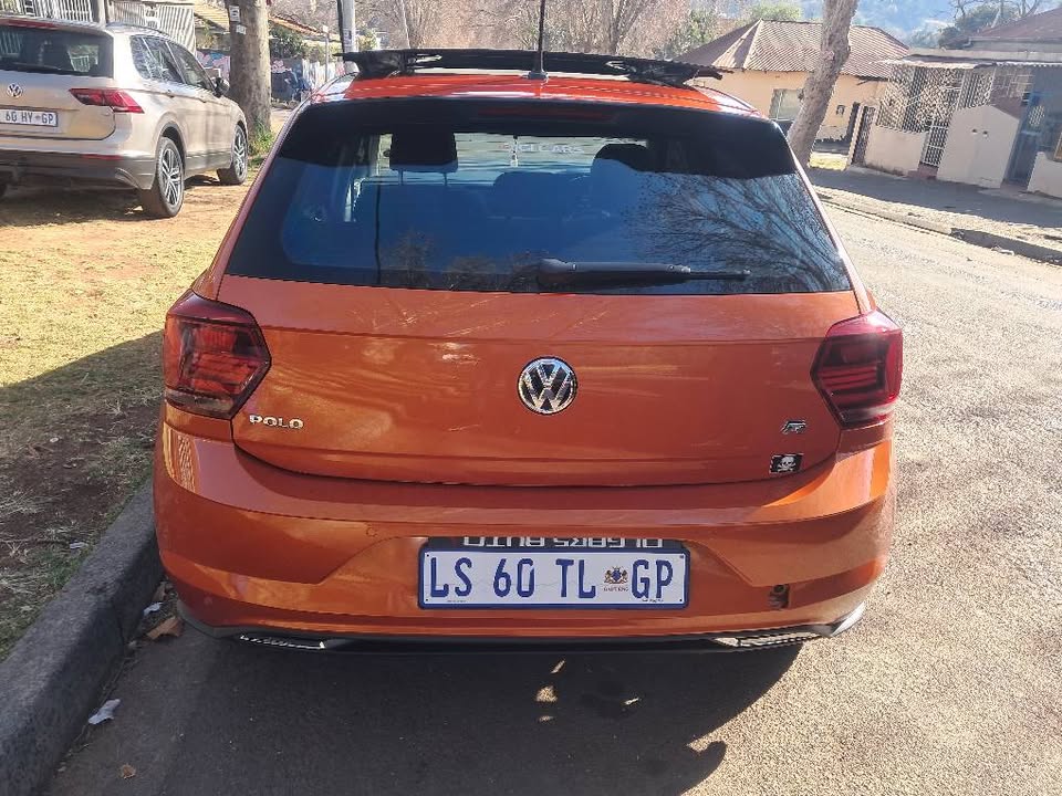 VW polo 8 Rline 1.0 Tsi Comfortline Automatic 2020