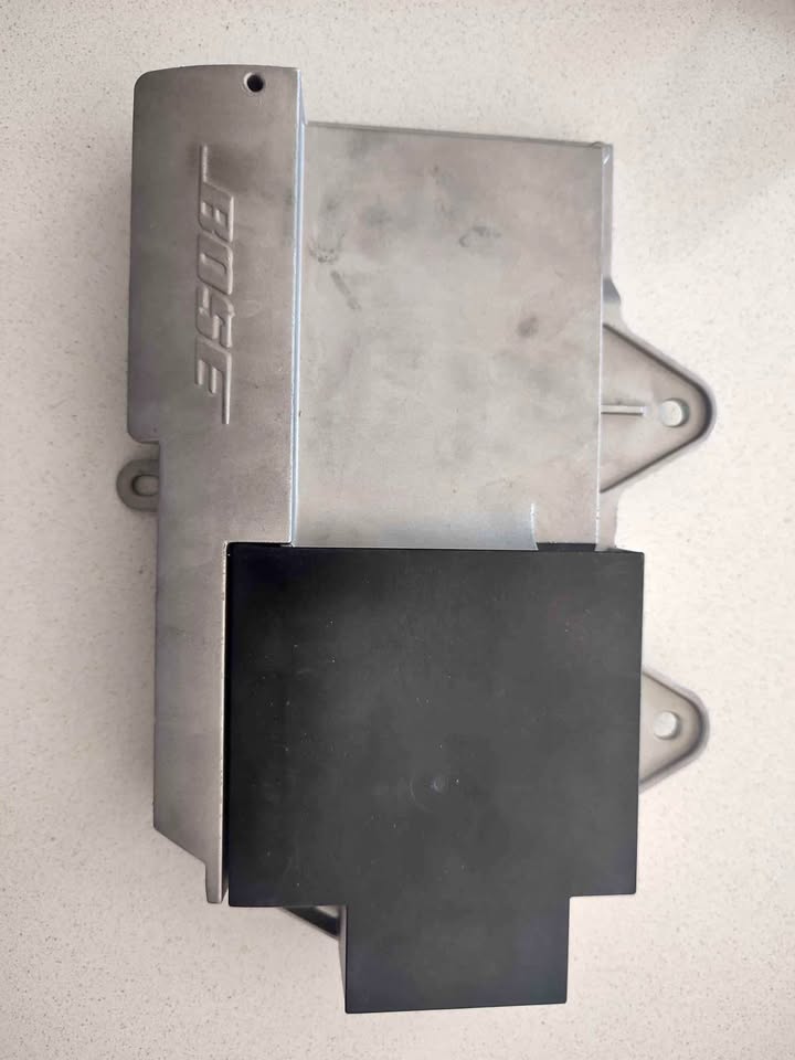 Porsche Cayenne/ Panamera Amplifier forsale - Private Seller Porsche Cayenne/ Panamera Amplifier forsale - Private Seller