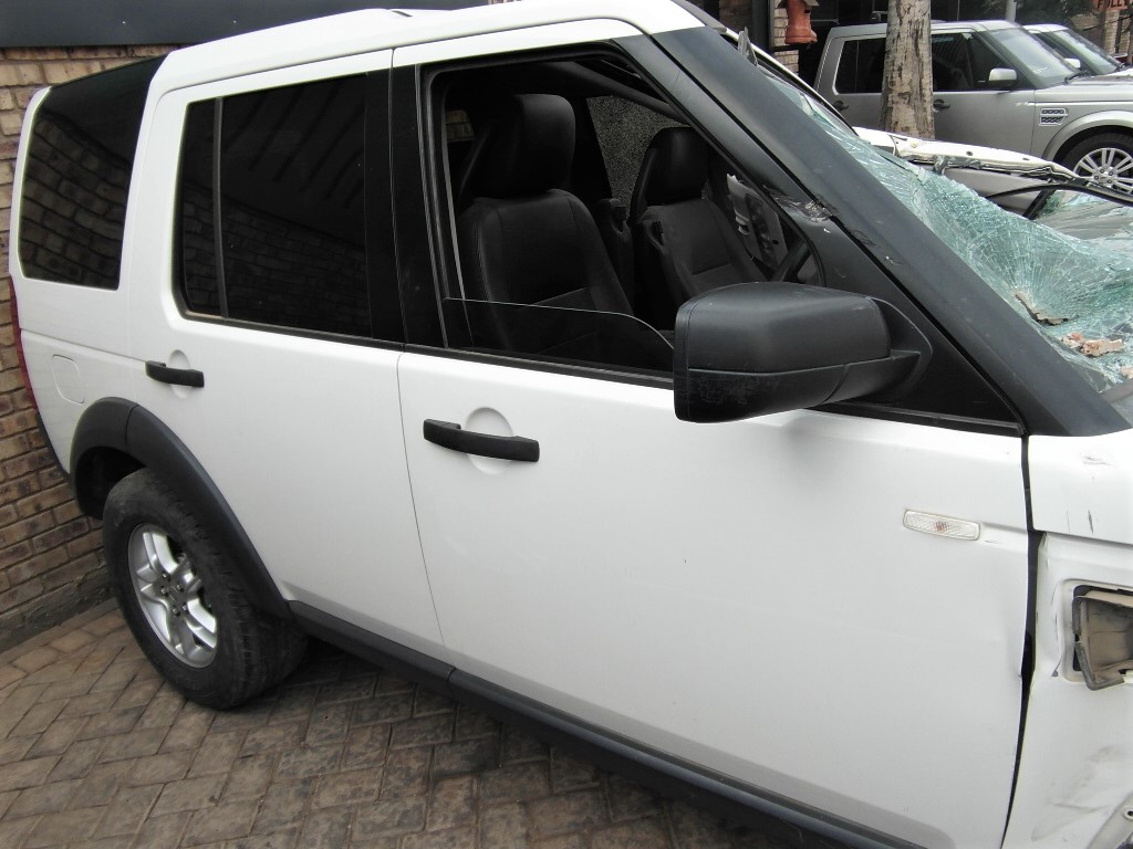 Land Rover Discovery 3 SDV6 SE 2009 Door Set Available