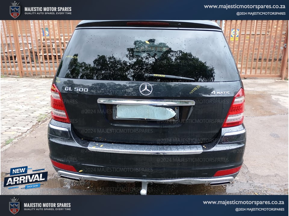 2009 mercedes-benz gl500 4matic stripping for spares and parts in south africa - Private Seller 2009 mercedes-benz gl500 4matic stripping for spares and parts in south africa - Private Seller