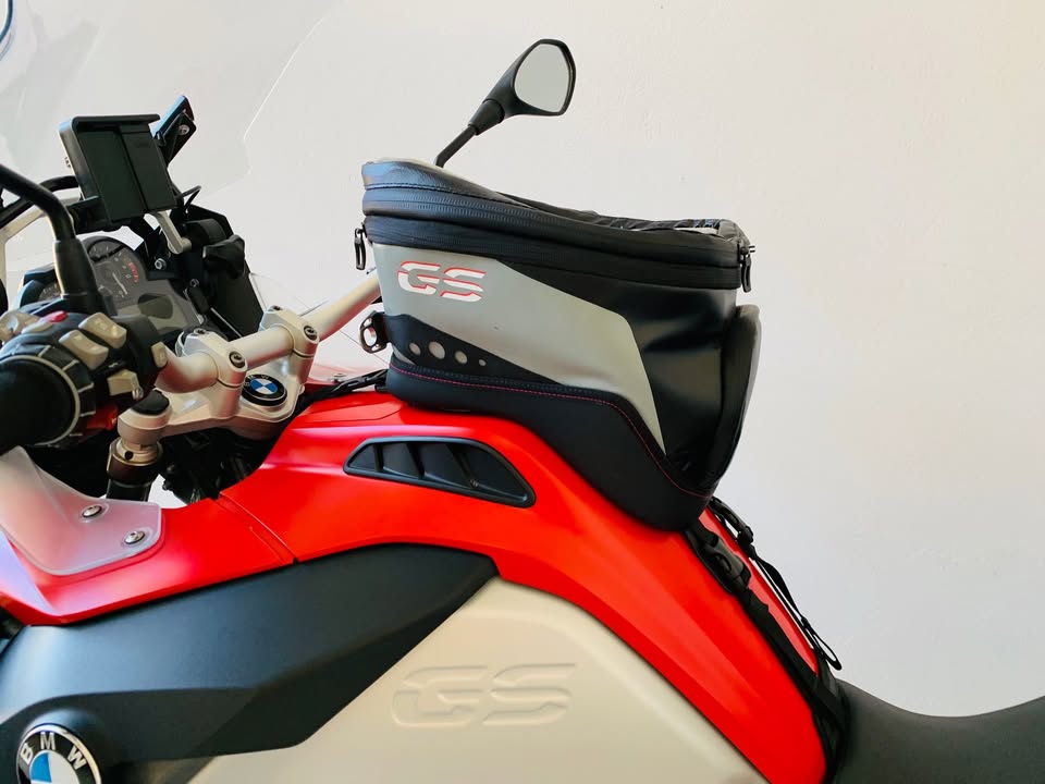 LIKE NEW BMW R1200 GS ADV LC - Private Seller LIKE NEW BMW R1200 GS ADV LC - Private Seller