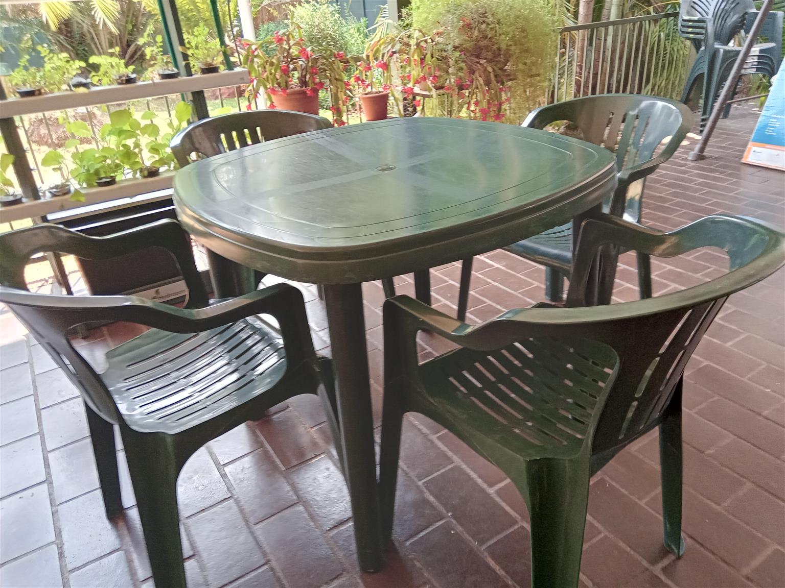 garden furniture set 4 chairs