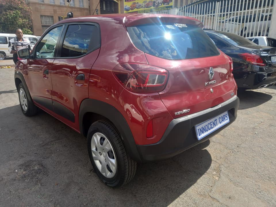 2022 RENAULT KWID 1.0 PETROL, AUTOMATIC, MAROON COLOUR, MILEAGE 23000KM, SPARE KEY