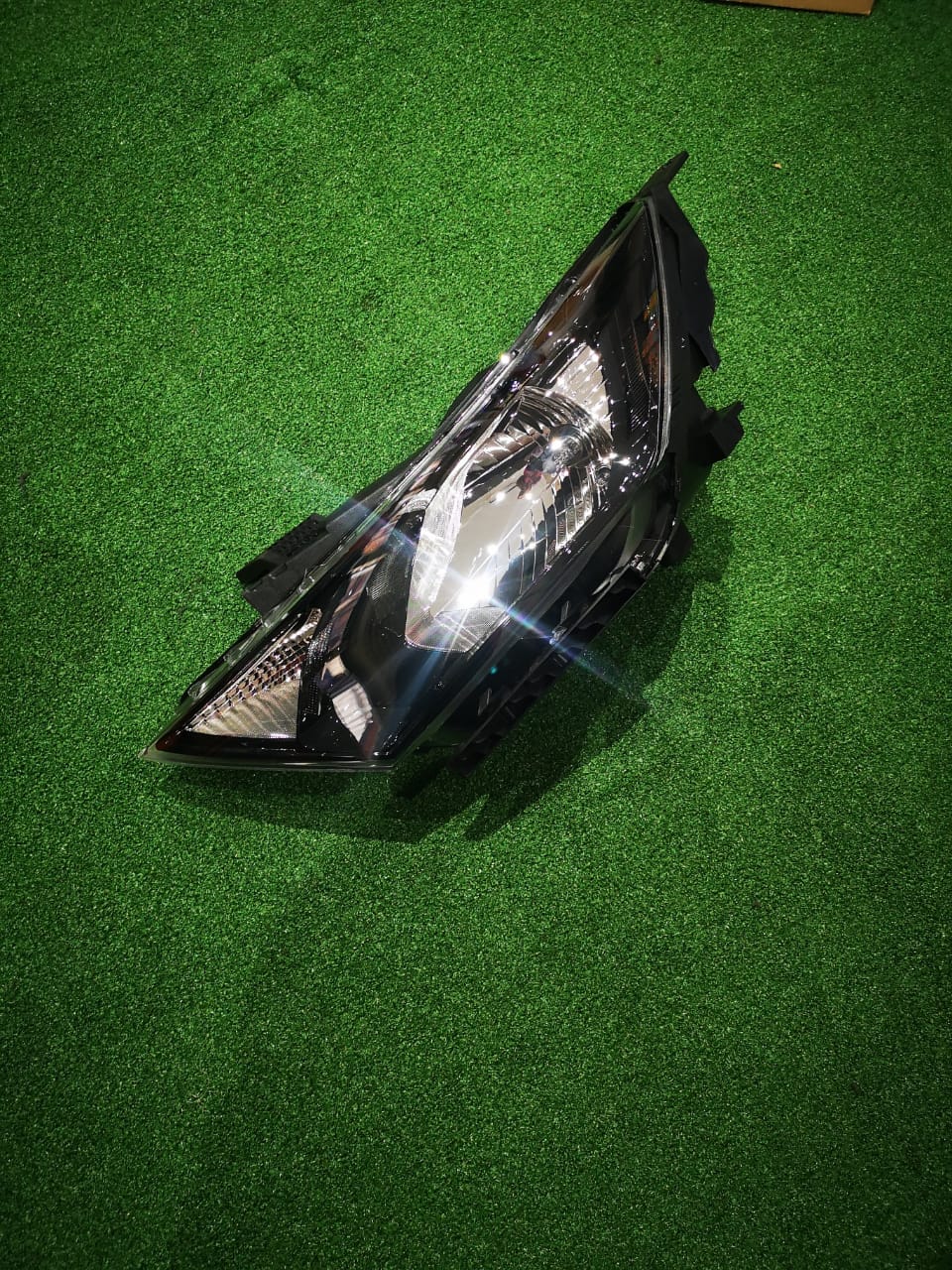 NEW HYUNDAI i20 HEADLIGHTS - Private Seller NEW HYUNDAI i20 HEADLIGHTS - Private Seller