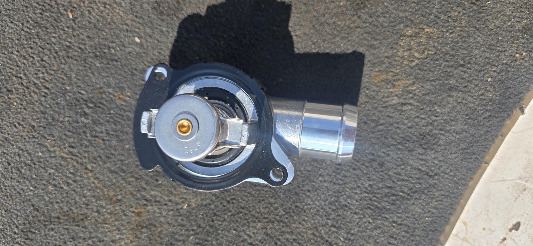 New stock arrivals  Thermostat vw t5 2.5 tdi AXE AXD - Private Seller