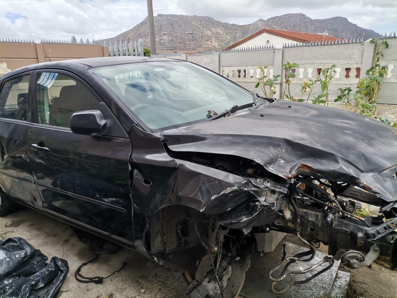 Mazda 3 (2007) parts available - Private Seller