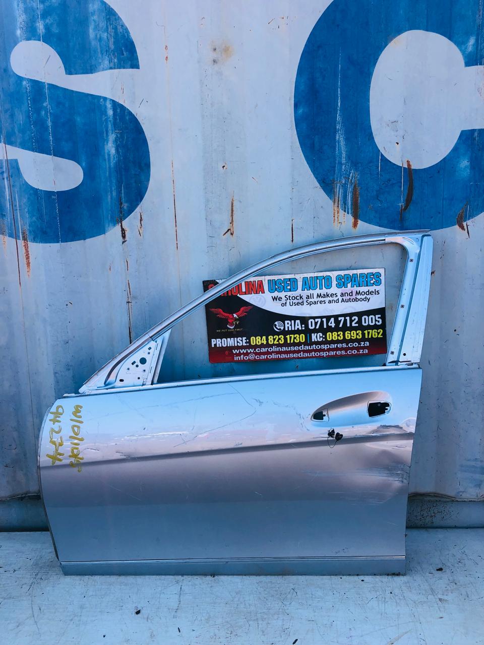 Mercedes Benz W204 C-class left side front door (2010-2014) - Private Seller Mercedes Benz W204 C-class left side front door (2010-2014) - Private Seller