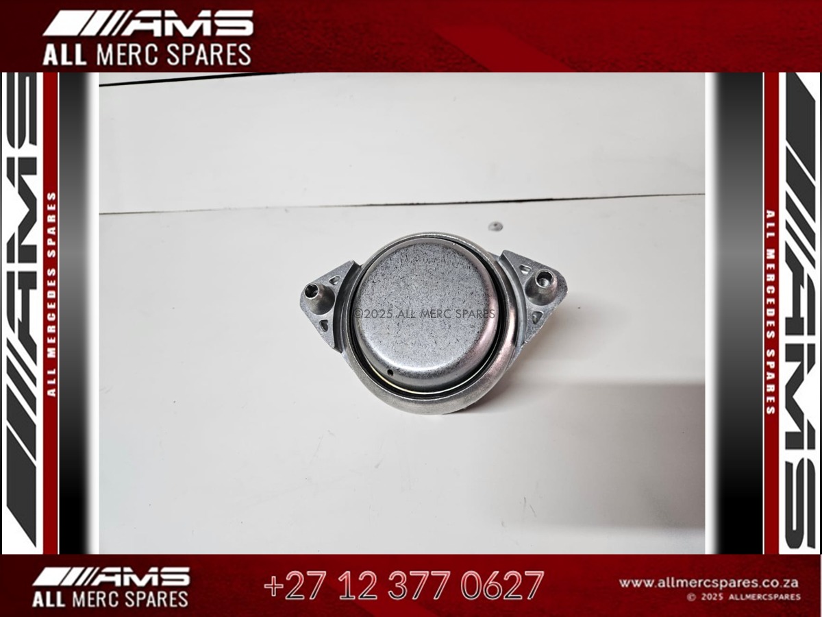 NEW MERCEDES W204 DIESEL ENGINE MOUNTING - Private Seller