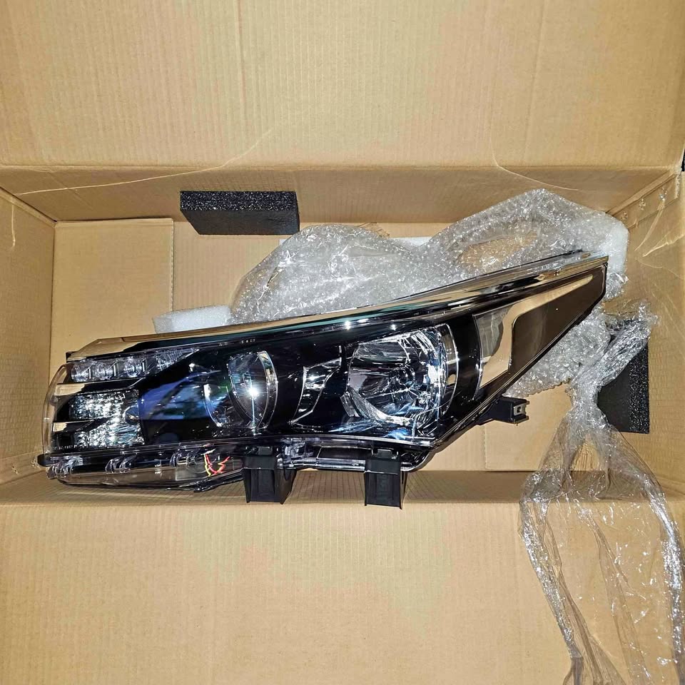 Toyota Collora Prestige Headlight 2014 – 2017