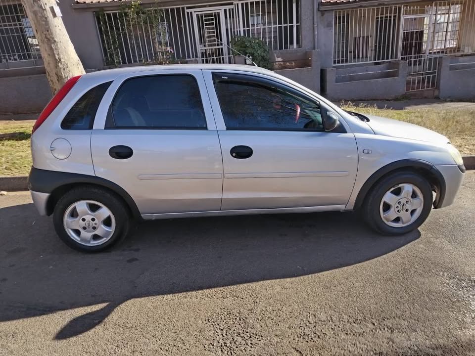 Opel corsa gamma 1.4 2006