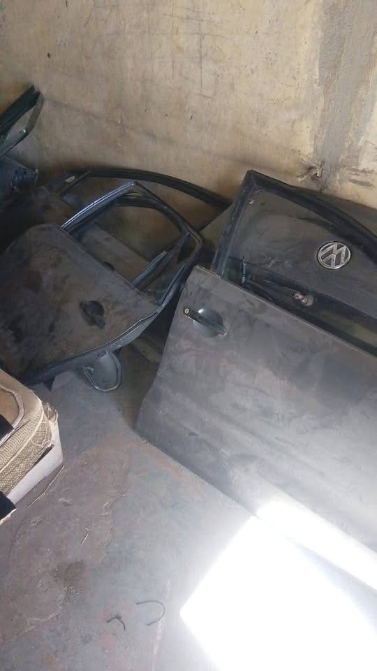 Polo 6 Tailgate