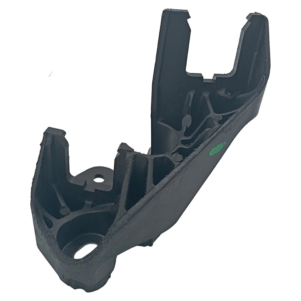 NISSAN NP200 GEAR LINKAGE BRACKET - Private Seller NISSAN NP200 GEAR LINKAGE BRACKET - Private Seller