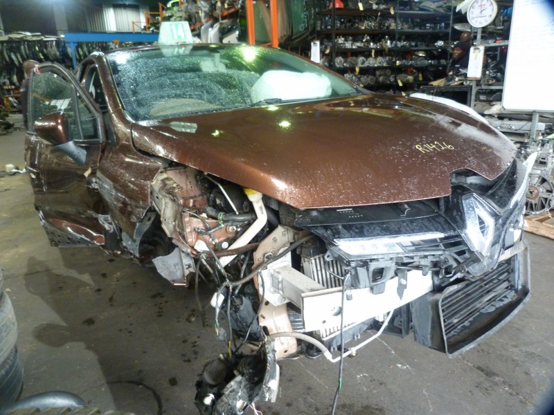 Renault Clio IV 900cc Turbo Manual Brown - 2014 STRIPPING FOR SPARES - Private Seller