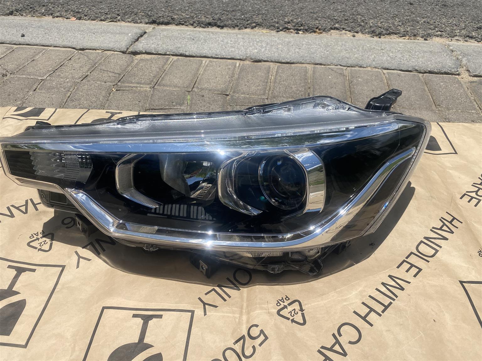 2024 SUZUKI ERTIGA/TOYOTA RUMION HEADLIGHT LEFT SIDE FOR SALE
