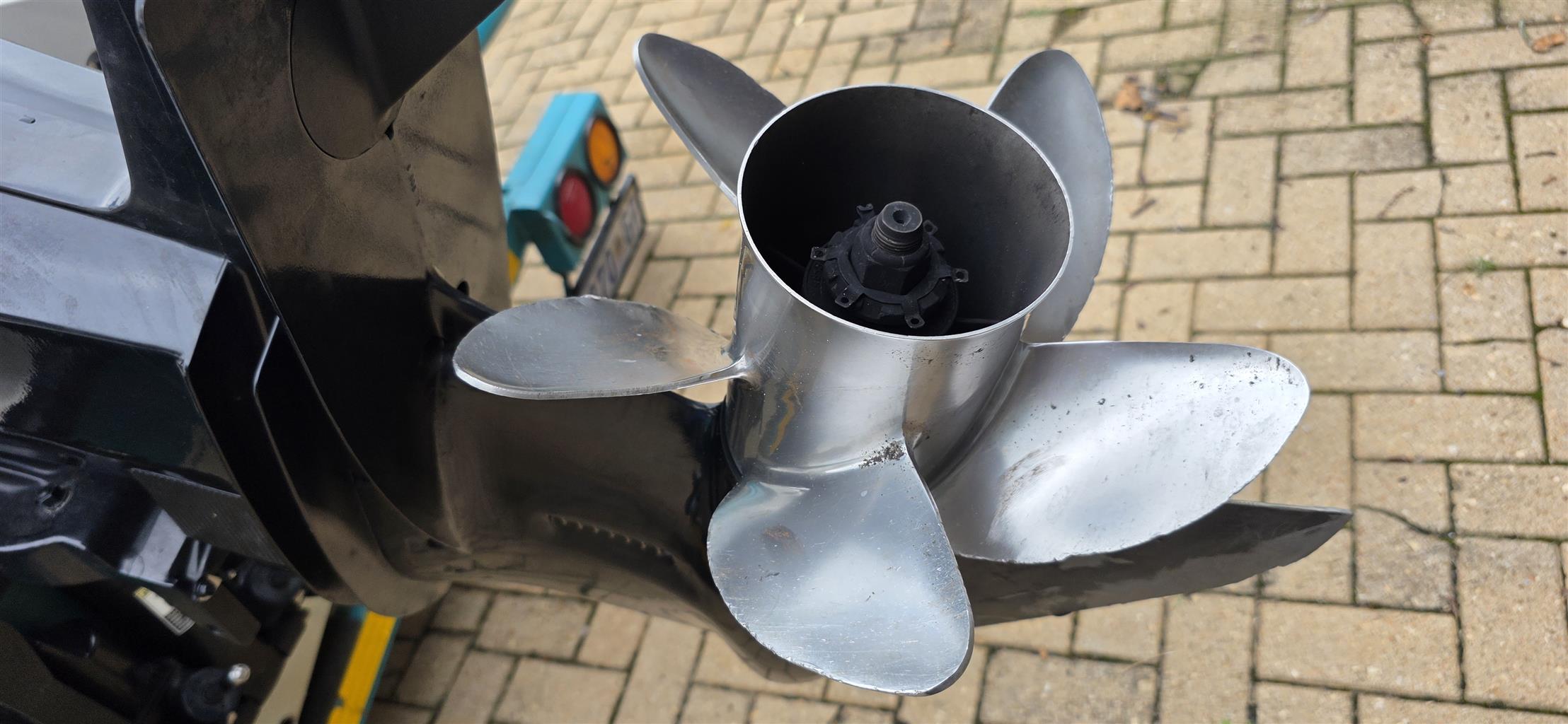 150hp EFi Viking Boat only 143 hours - Private Seller