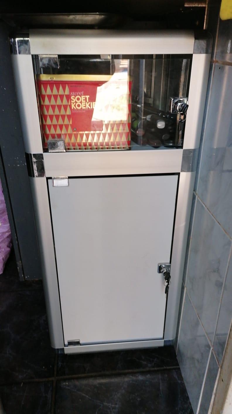 Good day, It's Willie and I have new small glass display cabinets for sale