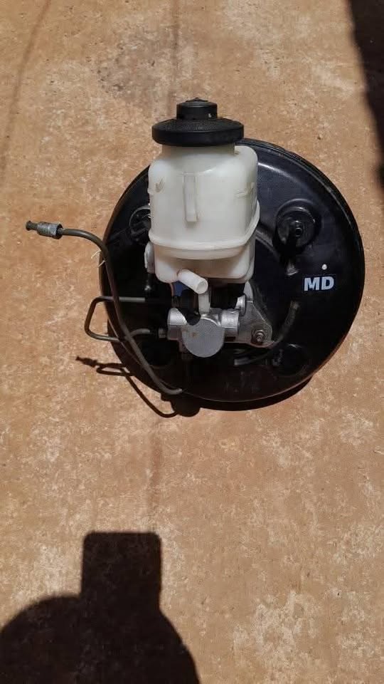 Toyota Hilux Brake booster And Master Cylinder - Private Seller Toyota Hilux Brake booster And Master Cylinder - Private Seller