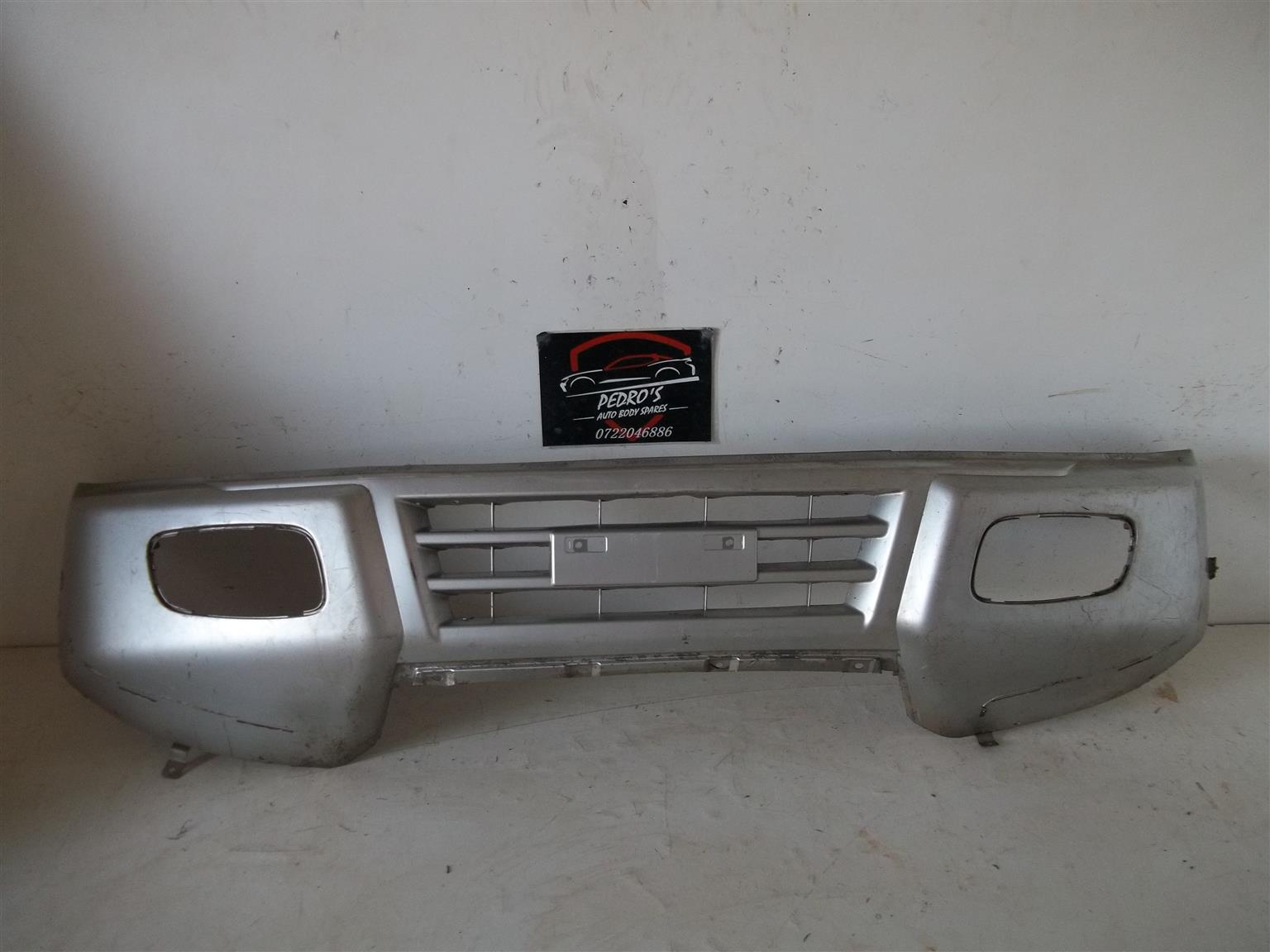 Mitsubishi Pajero Gen3 front bumper - Private Seller Mitsubishi Pajero Gen3 front bumper - Private Seller