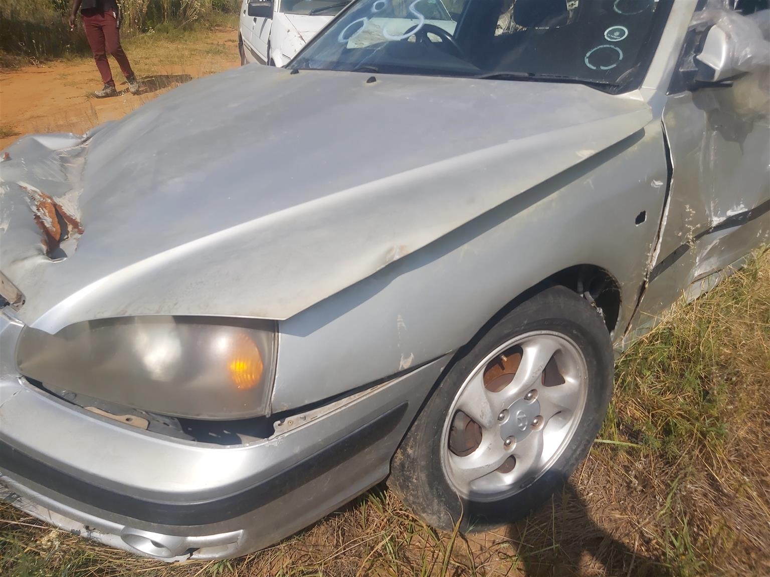 Hyunda1.6 parts elantra - Private Seller